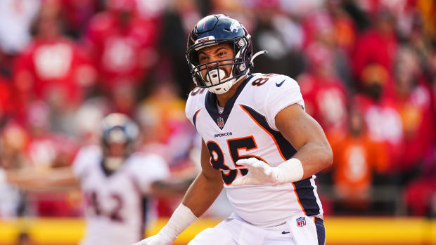 Albert Okwuegbunam showed some signs of being a player in Denver.